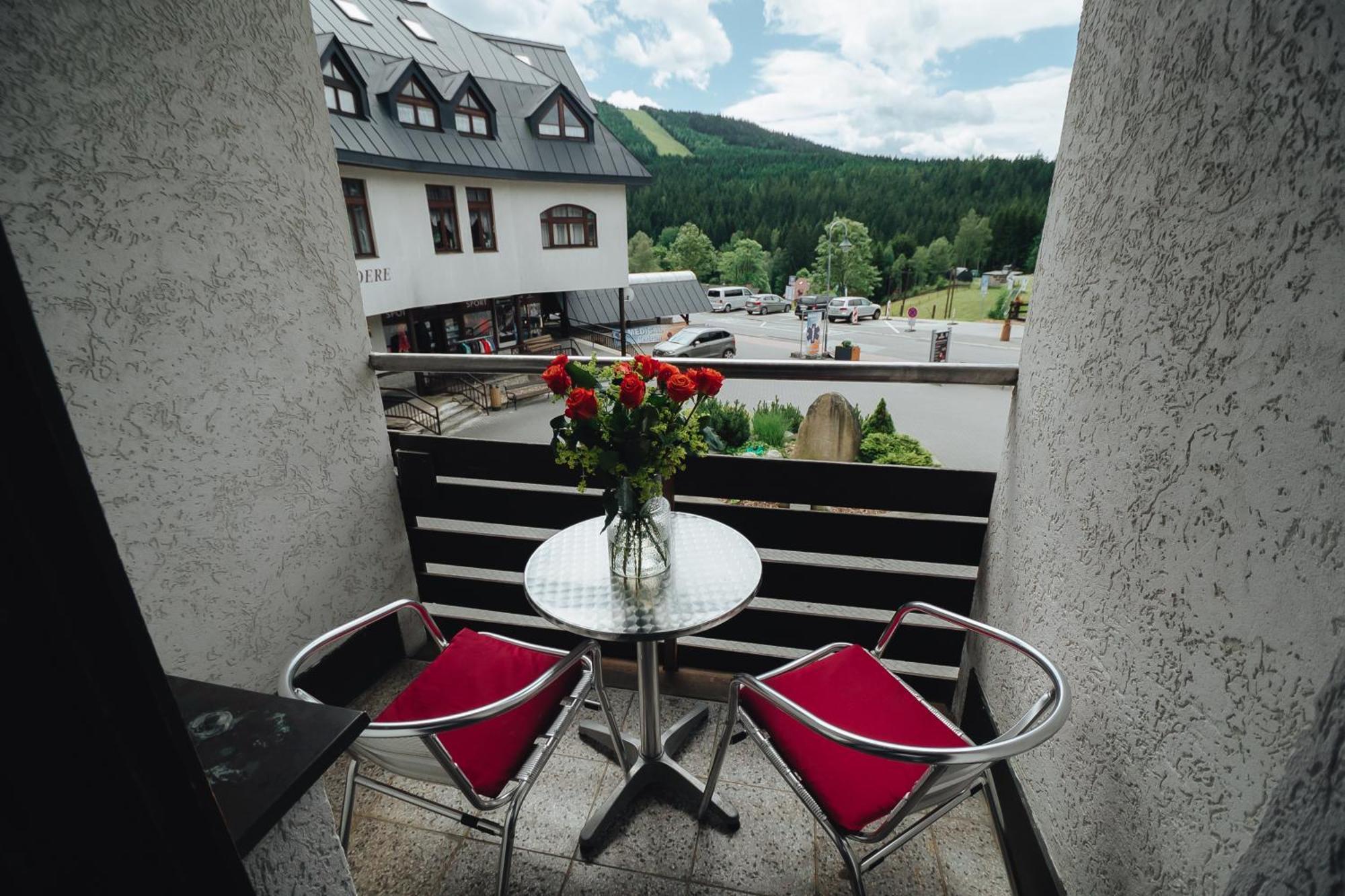 Pension Mona Harrachov Extérieur photo